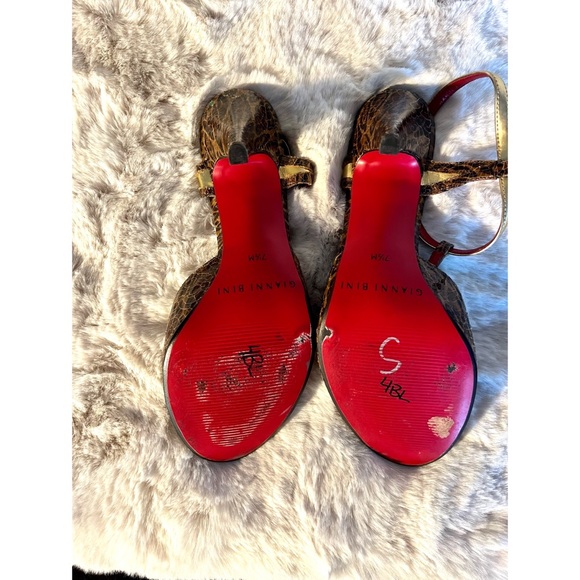 Gianni Bini - RED BOTTOM STILETTO HEELS - Sz 7.5 Crackled Snakeskin Peeptoe - Picture 8 of 11
